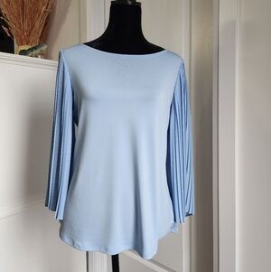 BNWT Melanie Lyne Blouse With Pleated Sleeves